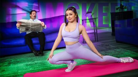 (WEST) Teen Pies – Leana Lovings – My Favorite Athletes Leaky Hole
