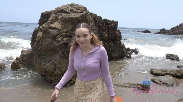 486657_3xplanet_ATK_Girlfriends_-_Selina_Imai_-_Malibu20250702_cover