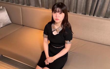 FC2-PPV-4800743 今から知らないオジさんに生ハメされます。偏差値70超のはすみちゃん、精神病んで自暴自棄に。