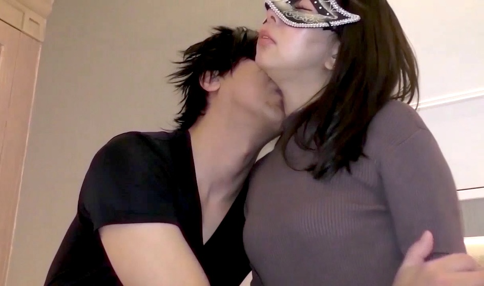 FC2-PPV-4809792 Creampie: Reunited After 3 Years to Satisfy Mature Desires – Her Delicate Frame Hides an Unwavering Sexual Appetite!