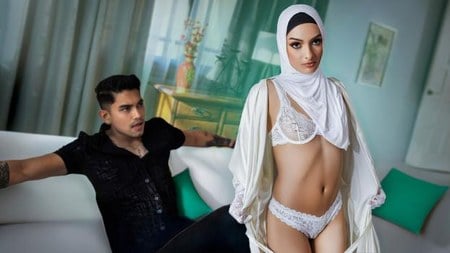(WEST) Hijab Hookup – Laynee James – Isnt That Supposed to Be For Your Husband Her Secret American Boyfriend Popped Her Cherry 2026-04-22