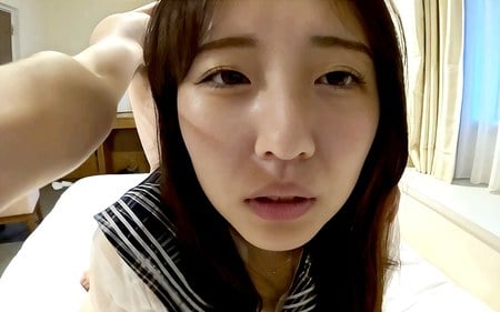 FC2-PPV-4906052 透明感のある素肌と透明な衣装を纏って排卵日おまんこに中出し